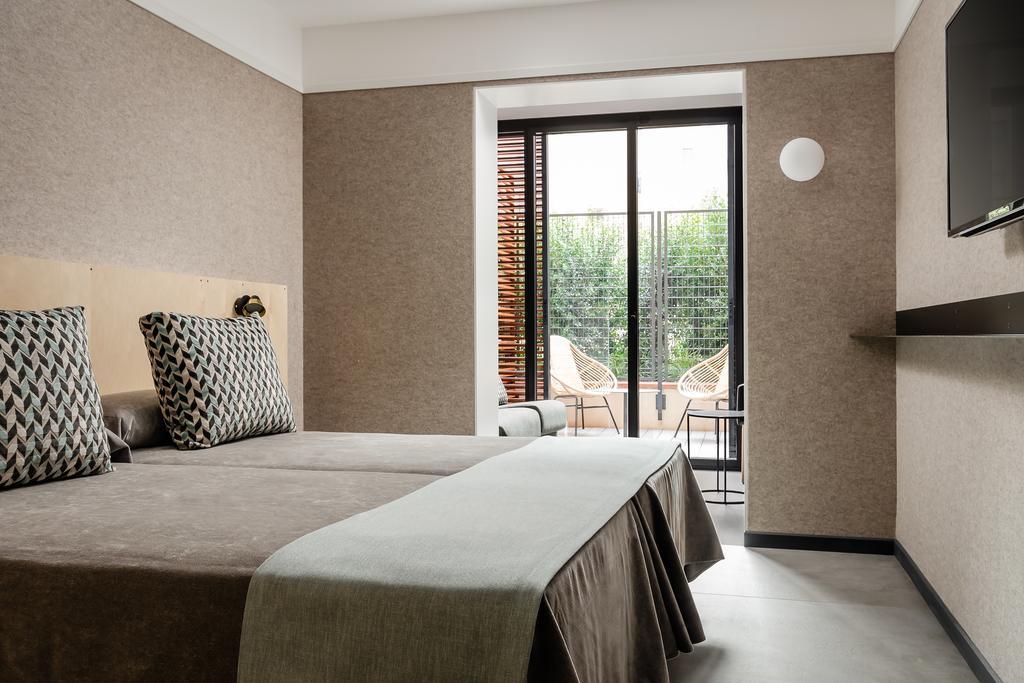 Hotel Raval House Barcellona Esterno foto