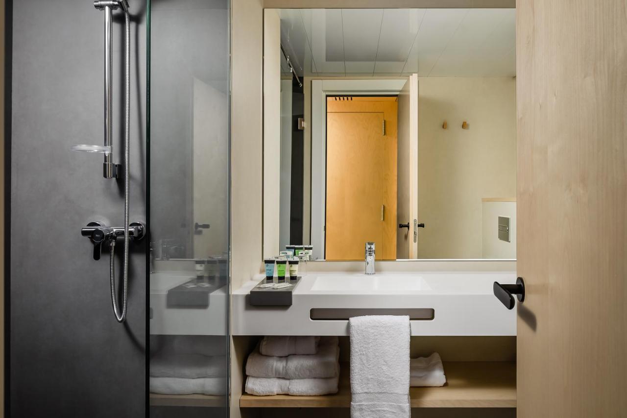 Hotel Raval House Barcellona Esterno foto