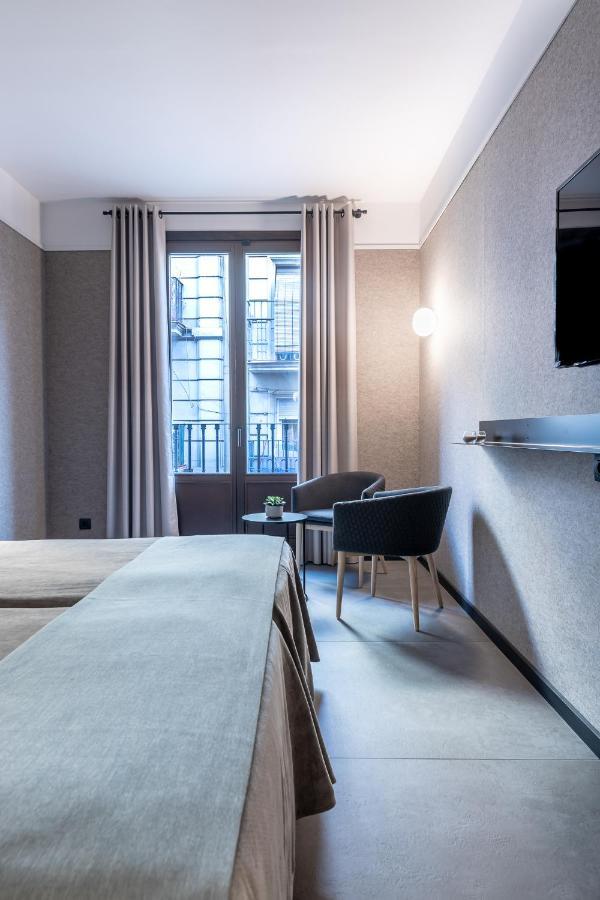 Hotel Raval House Barcellona Esterno foto