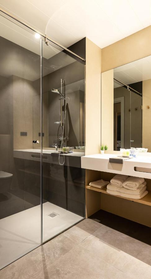 Hotel Raval House Barcellona Esterno foto