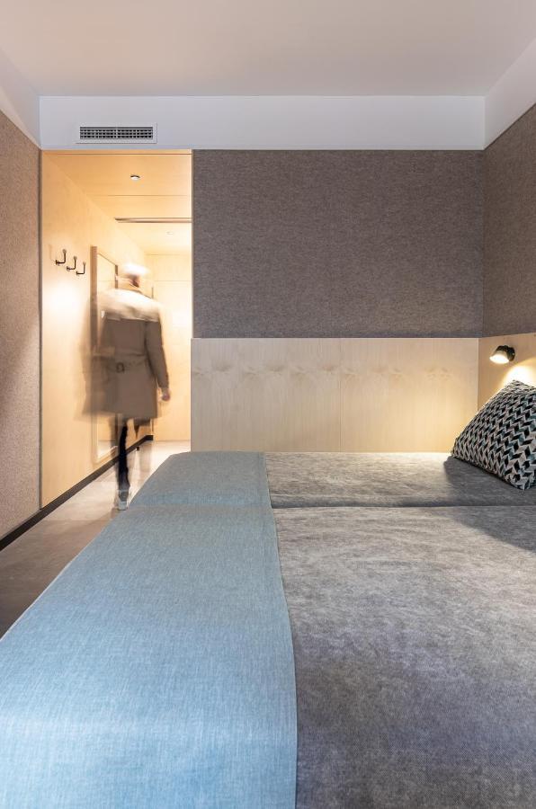 Hotel Raval House Barcellona Esterno foto